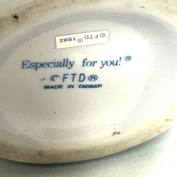 FTD 1992 Floral Ceramic Vase With Embossed Pastel Flowers Design Vintage Retro - Picture 9 of 10